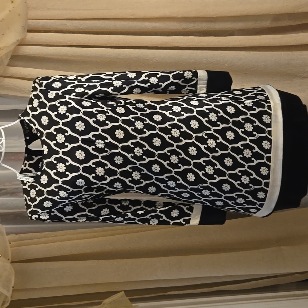 bebe Black and White Floral Mini-Dress/Tunic, XS